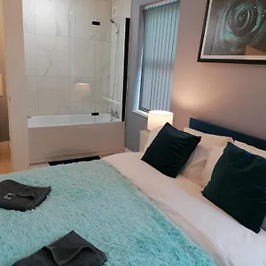 Lejlighedshotel Blok 3 -jacuzzi Suites, & Ensuite, Blackpool